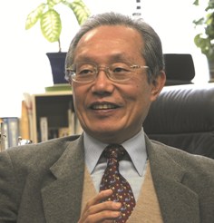 慎 燦益教授