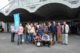 参加学生１４名と平子 廉教授