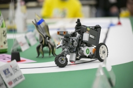 競技用のロボット(走行体)