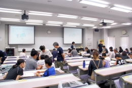 会場は280名のお子様の熱気に包まれました