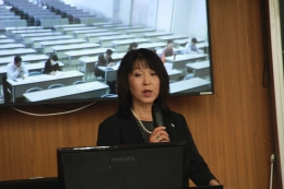高橋ちあき（日野小学校校長）