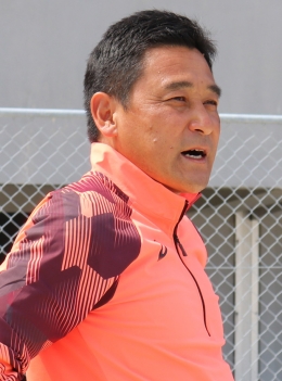 定方監督