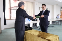 卒業証書授与